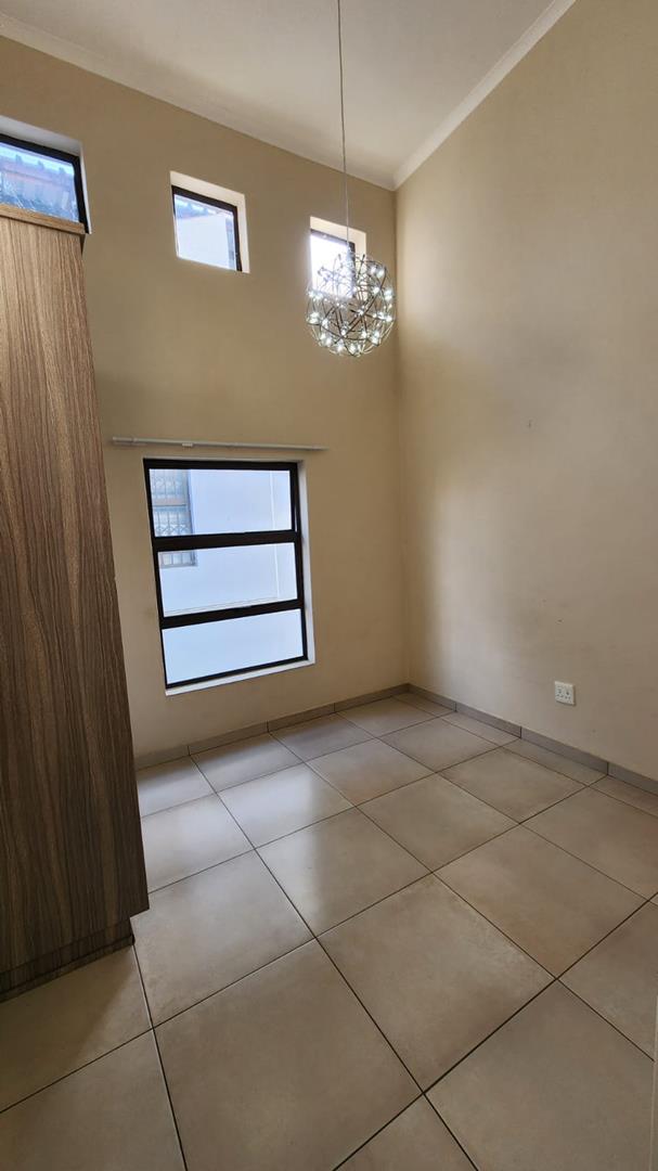 To Let 3 Bedroom Property for Rent in Cashan North West